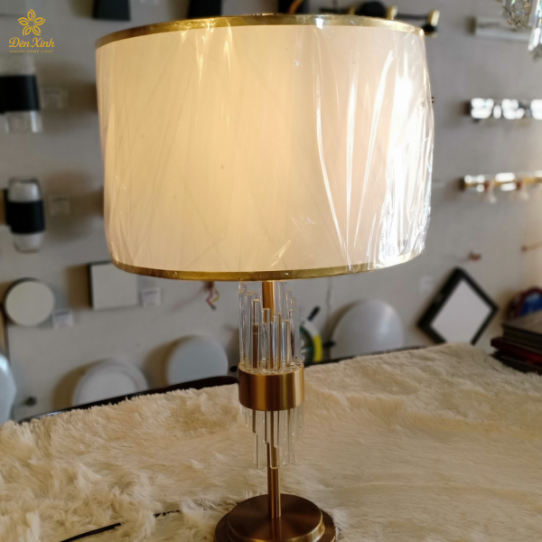Đèn Để Bàn DB53