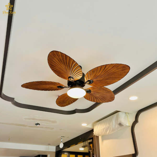 Quạt Đèn Trang Trí QDT4808