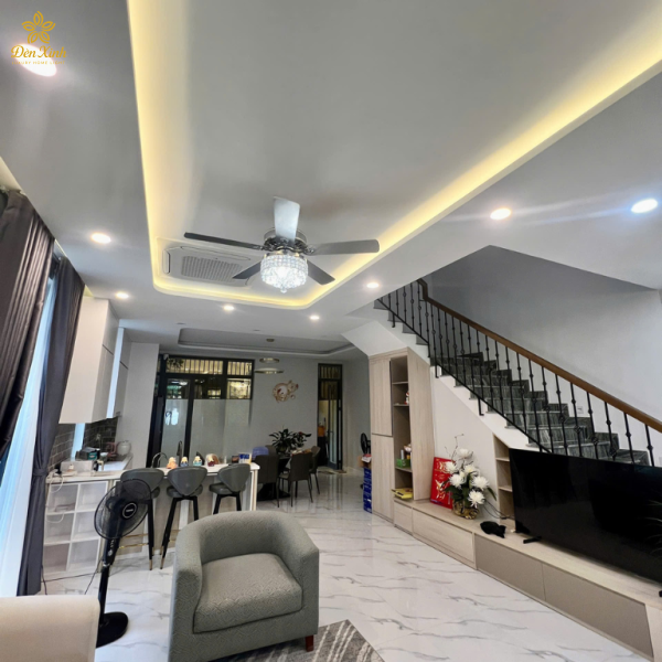 Quạt Đèn Trang Trí QDT5277
