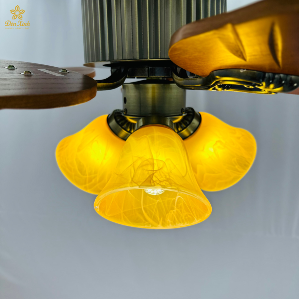 Quạt Đèn Trang Trí QDT2062